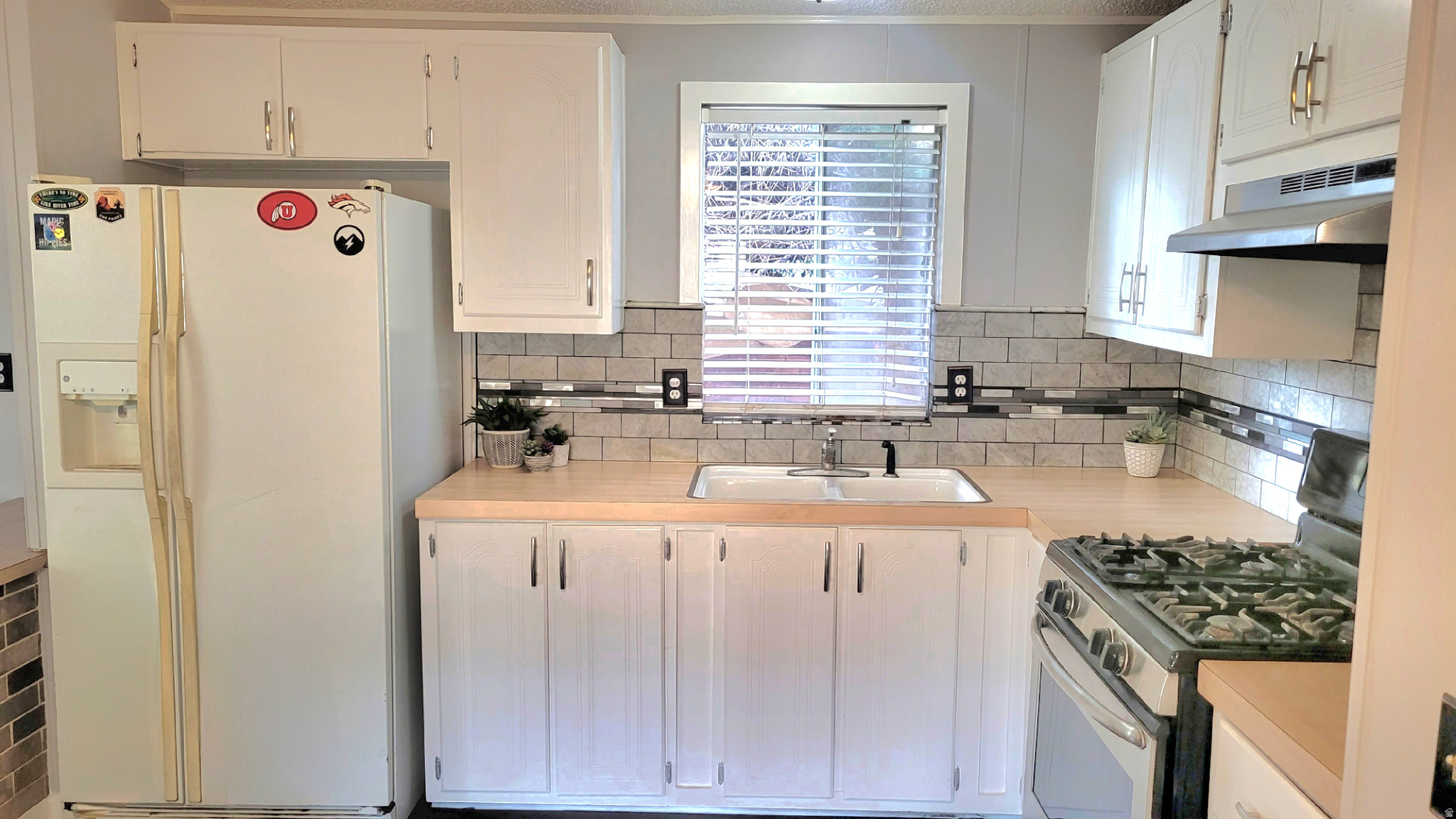 SOUTH SPRINGVILLE TERRACE - Residential