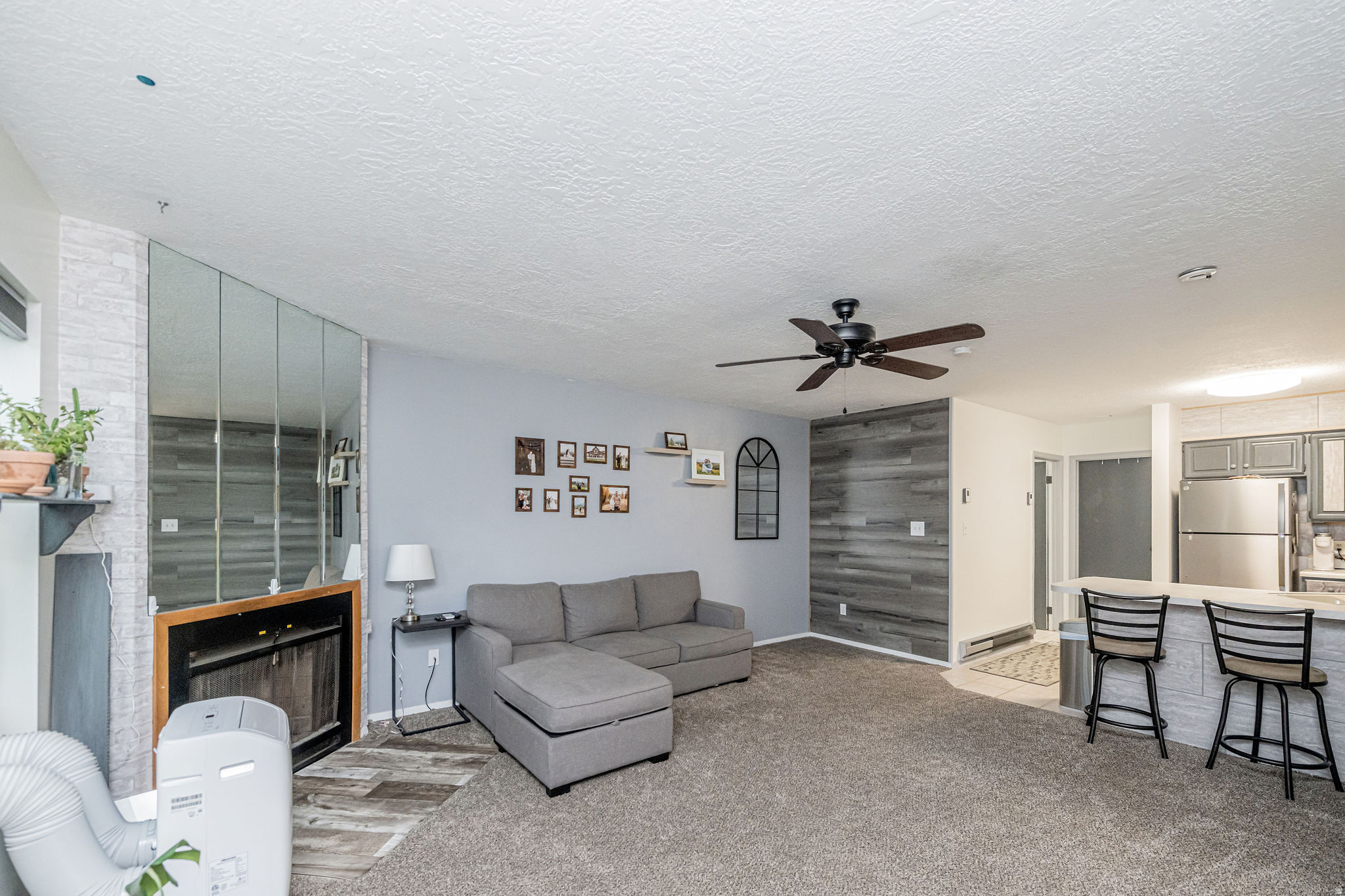 WOLF LODGE - Residential