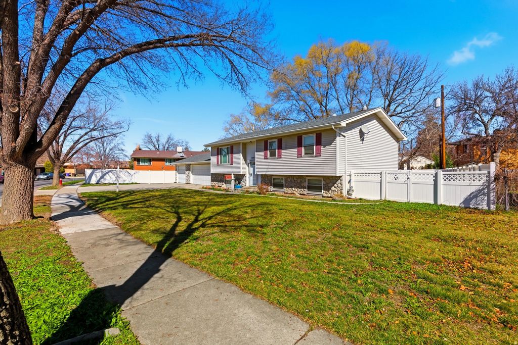 Photo of 5485 S 235 E, Murray, UT 84107 (MLS # 2141530)