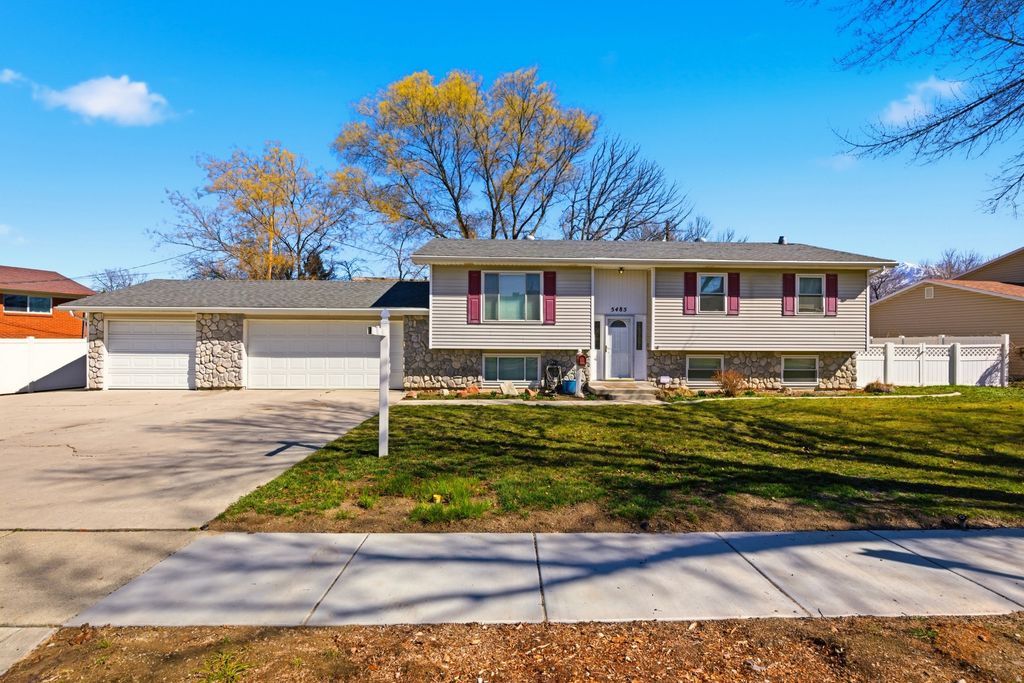 Photo of 5485 S 235 E, Murray, UT 84107 (MLS # 2141530)