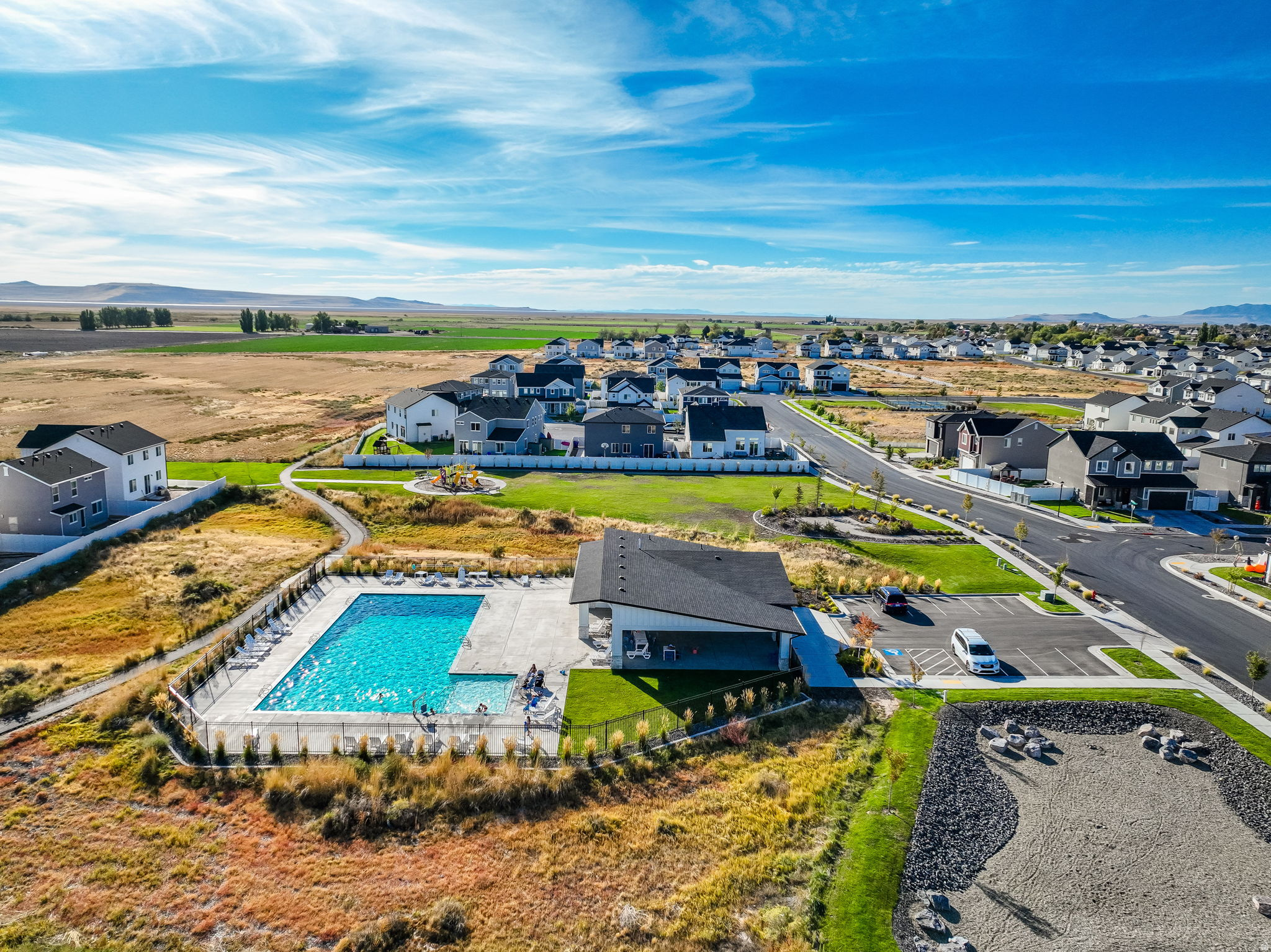 SHORELINE - Residential