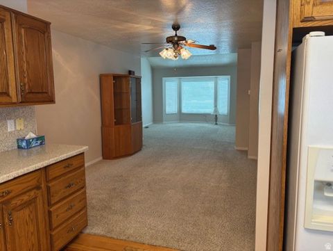 Tiny photo for 150 E 600 N #5, Kaysville, UT 84037 (MLS # 2138881)
