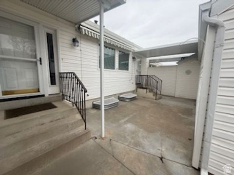 Tiny photo for 150 E 600 N #5, Kaysville, UT 84037 (MLS # 2138881)