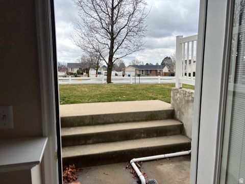 Tiny photo for 150 E 600 N #5, Kaysville, UT 84037 (MLS # 2138881)