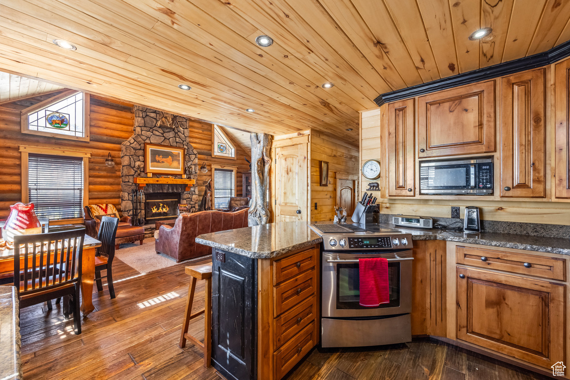 18906 N Canyon Rd, Whiterocks, Utah image 10