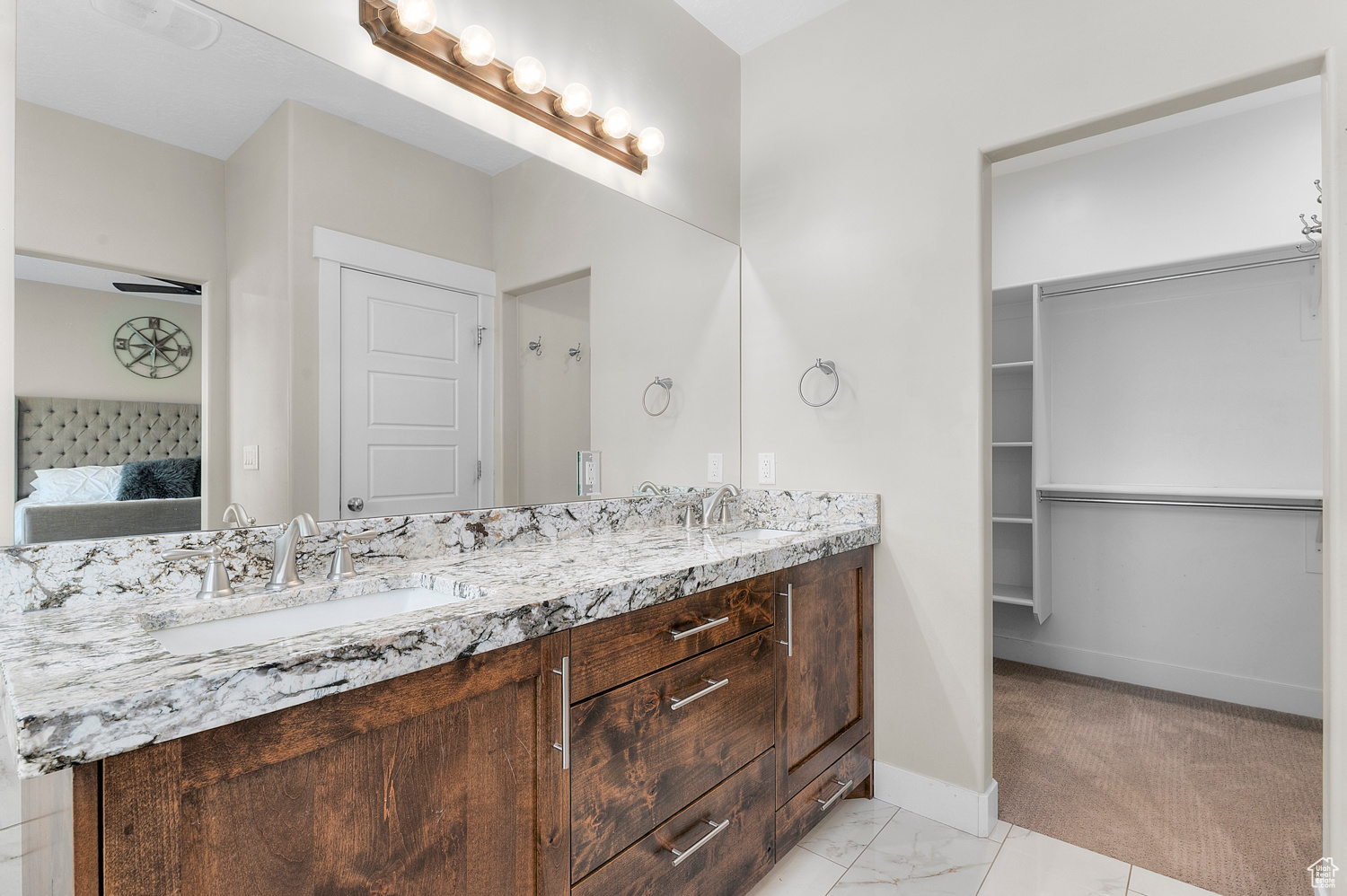 HAMILTON FARMS - Residential