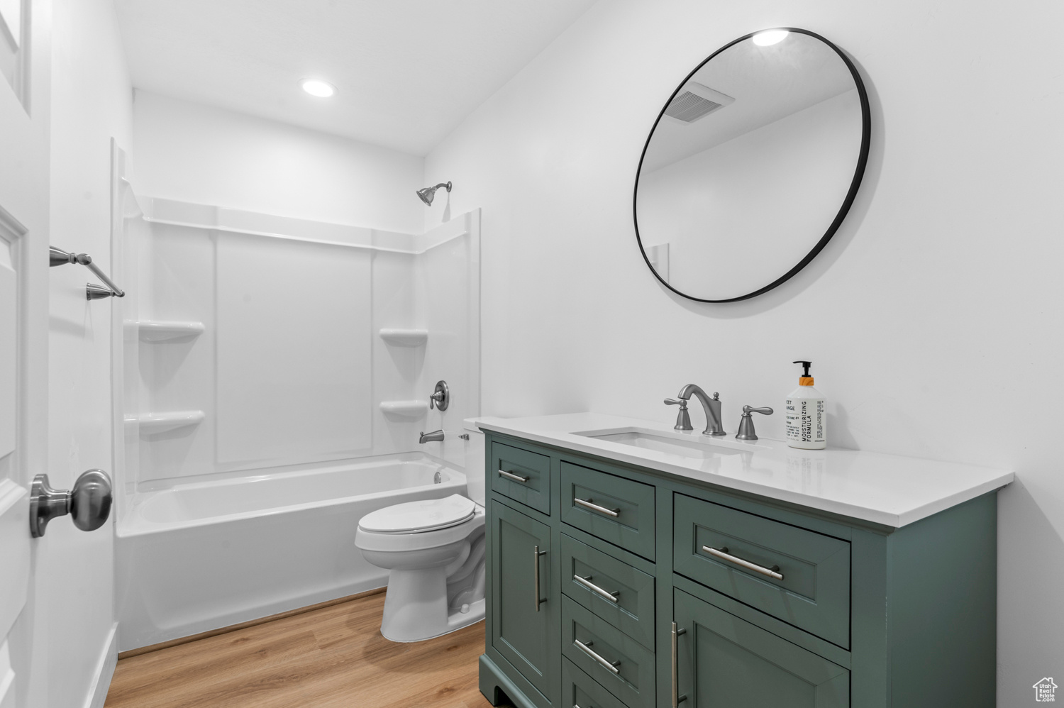 HAMILTON FARMS - Residential