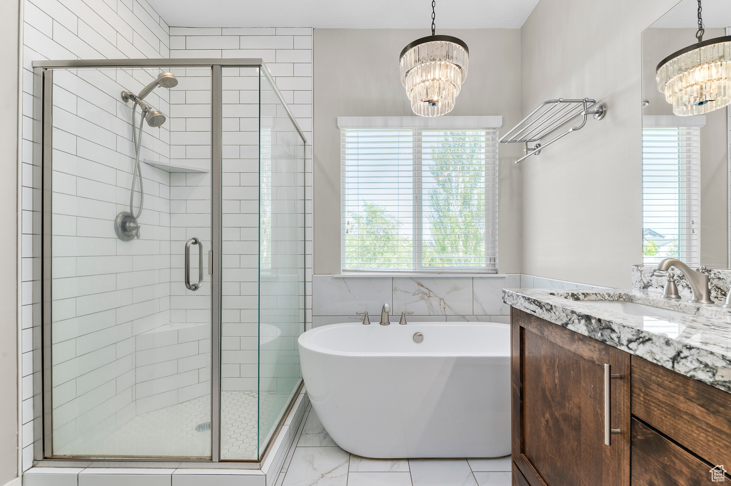 HAMILTON FARMS - Residential