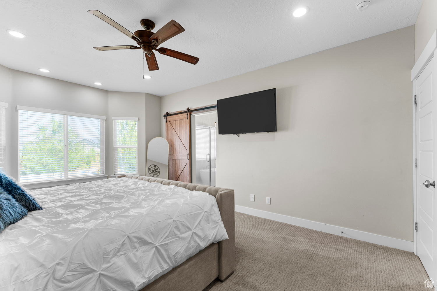 HAMILTON FARMS - Residential