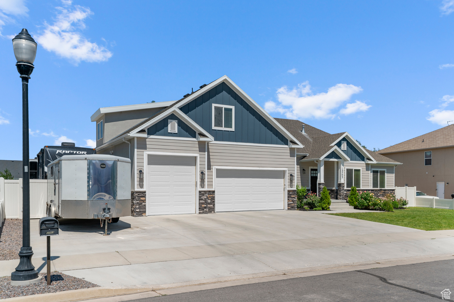 HAMILTON FARMS - Residential