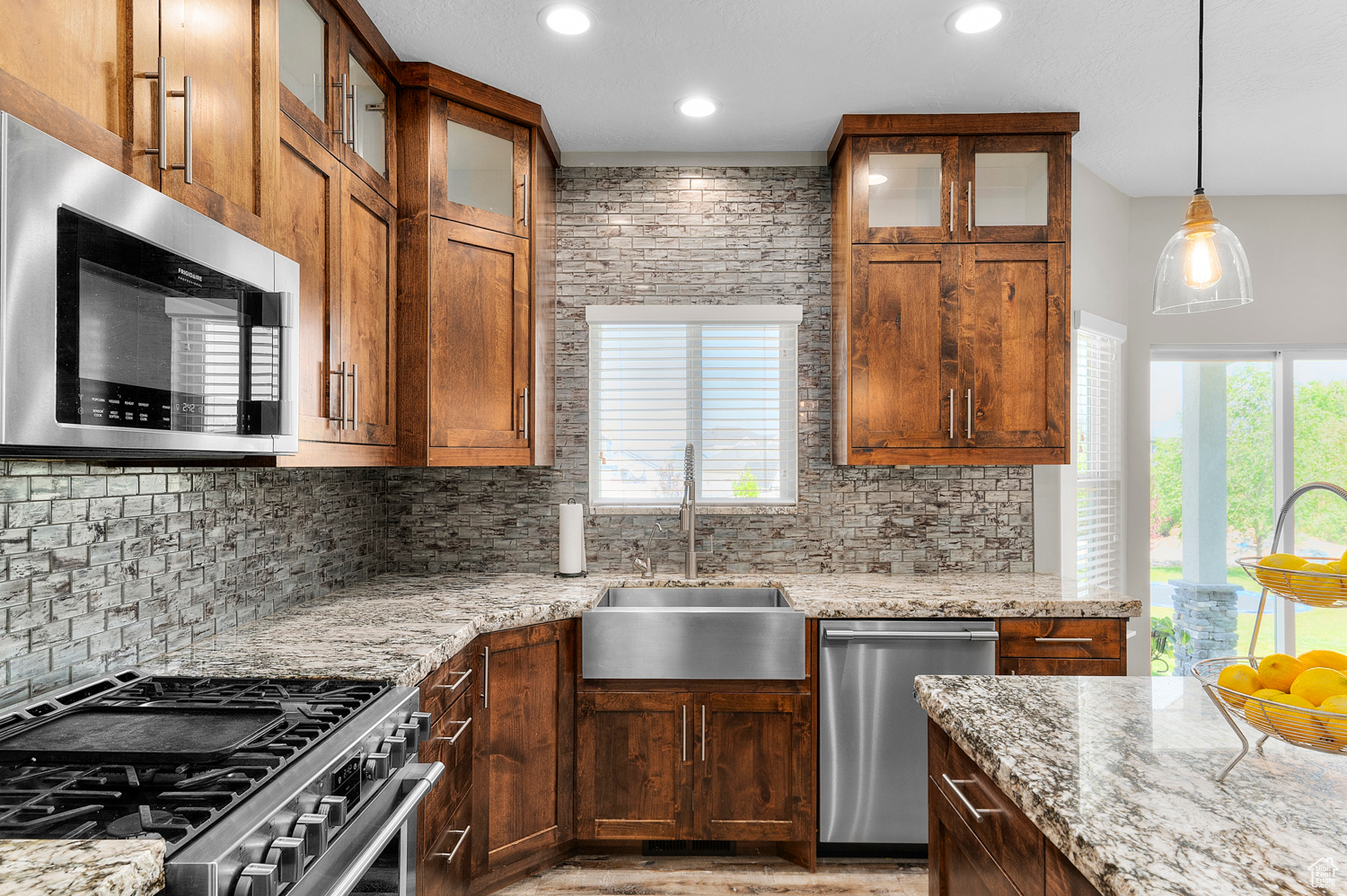 HAMILTON FARMS - Residential