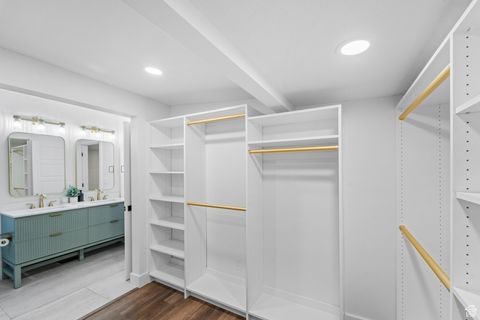 Tiny photo for 6552 S 2520 E, Cottonwood Heights, UT 84121 (MLS # 2115283)
