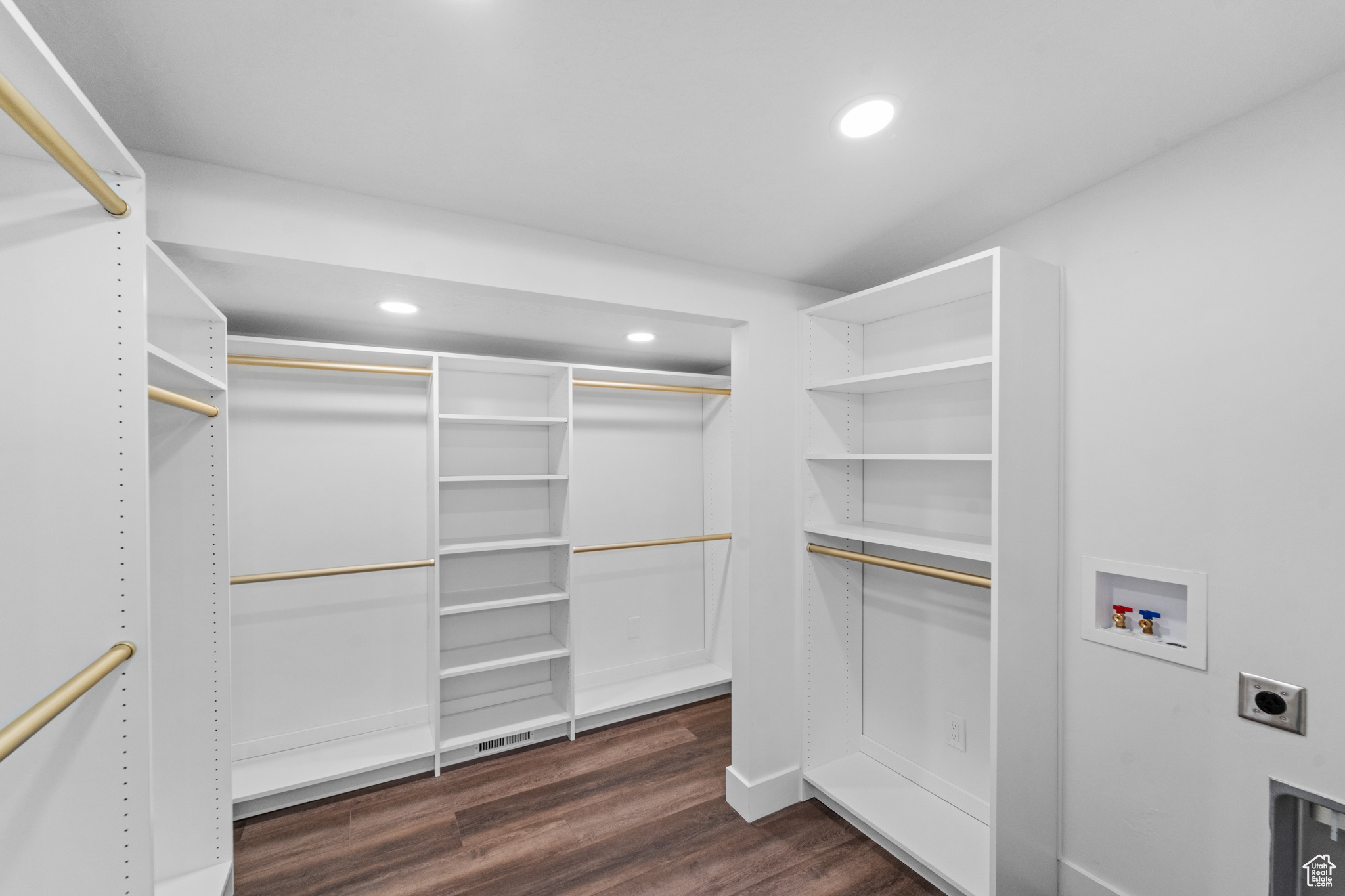 NEWTOPIA ACRES SUB - Residential