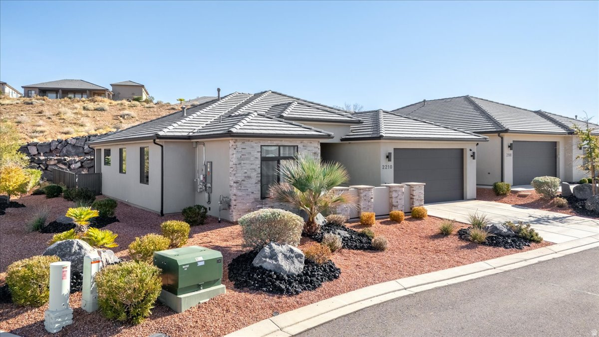 VILLAS AT GREEN SPRING PH 1 - Residential