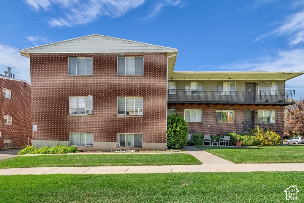 Photo of 35 O ST, Salt Lake City, UT 84103 (MLS # 2188158)
