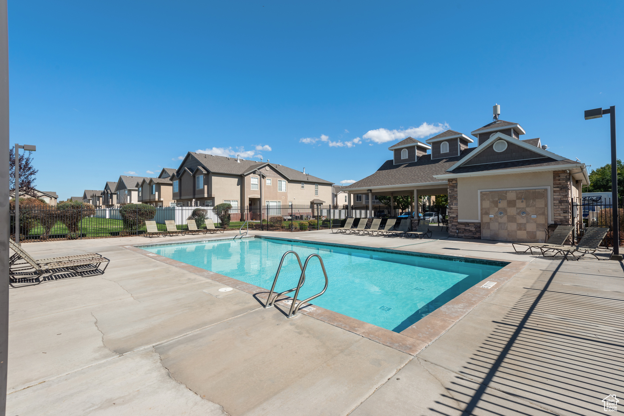 COVENTRY AT FOXBORO - Residential