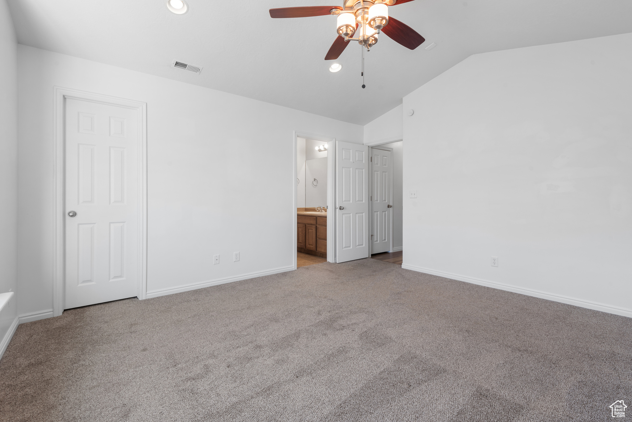 COVENTRY AT FOXBORO - Residential