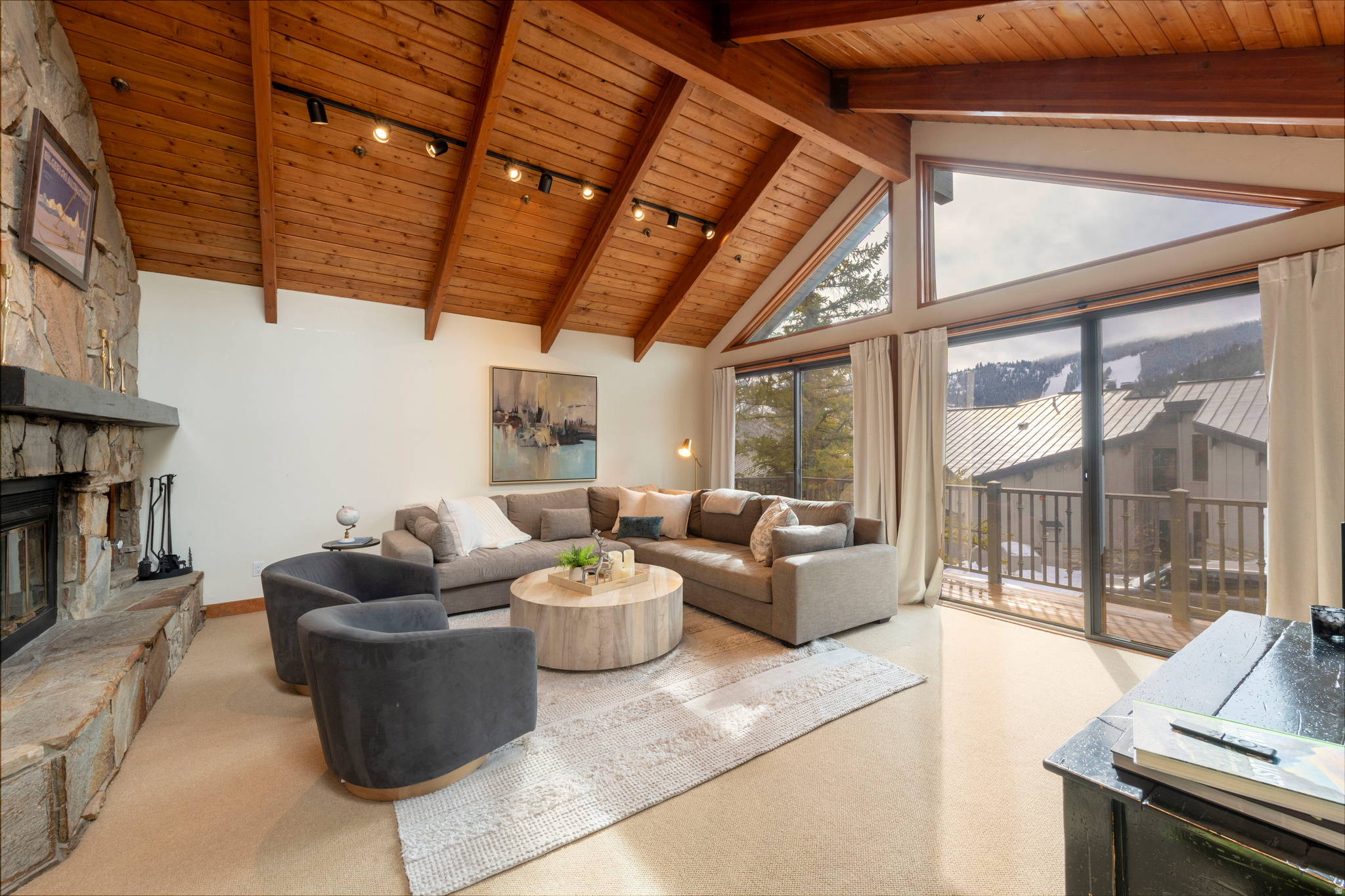 THE PINNACLE AT DEER VALLEY - Residential