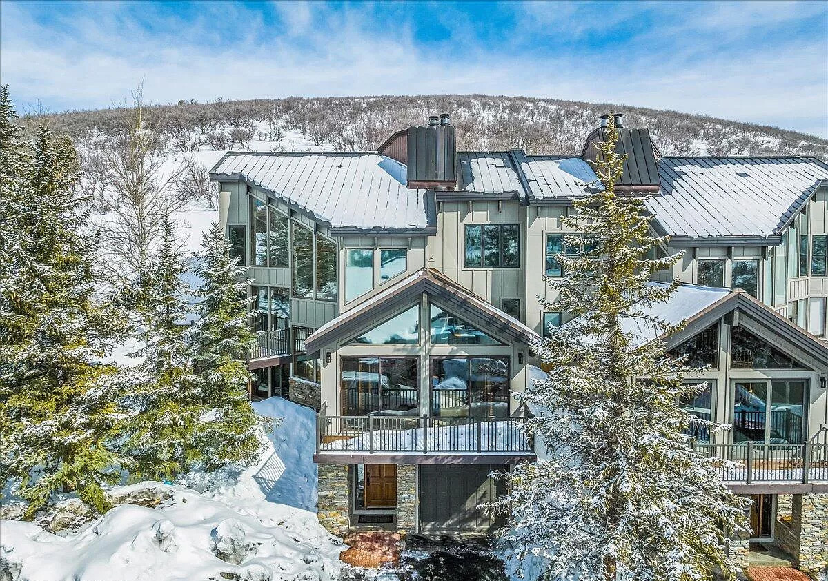 THE PINNACLE AT DEER VALLEY - Residential