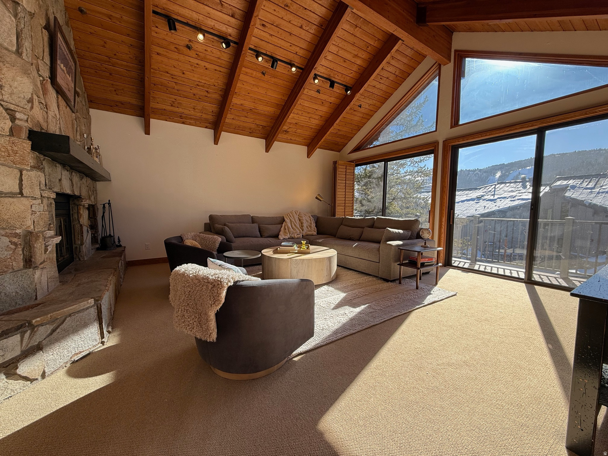 THE PINNACLE AT DEER VALLEY - Residential