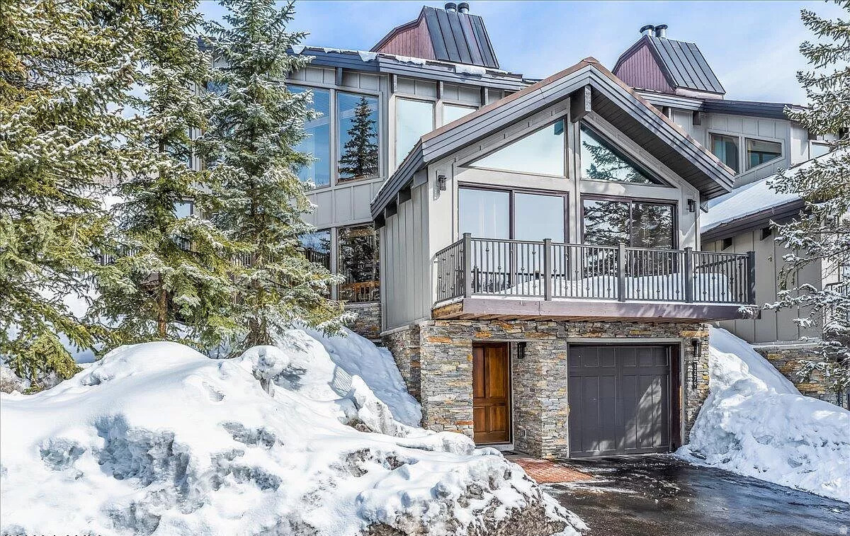 THE PINNACLE AT DEER VALLEY - Residential