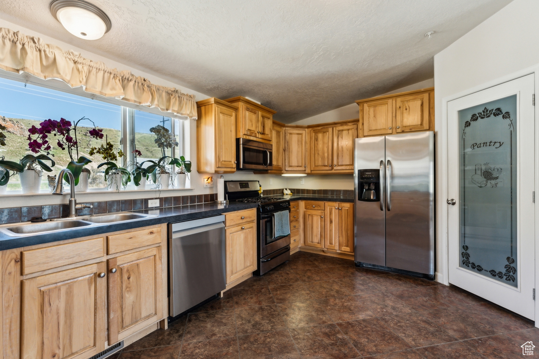 NORTH SUMMIT - Residential