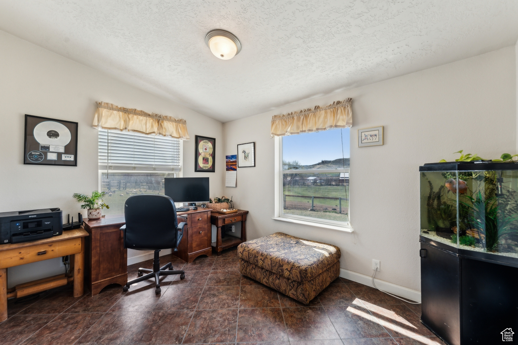 NORTH SUMMIT - Residential