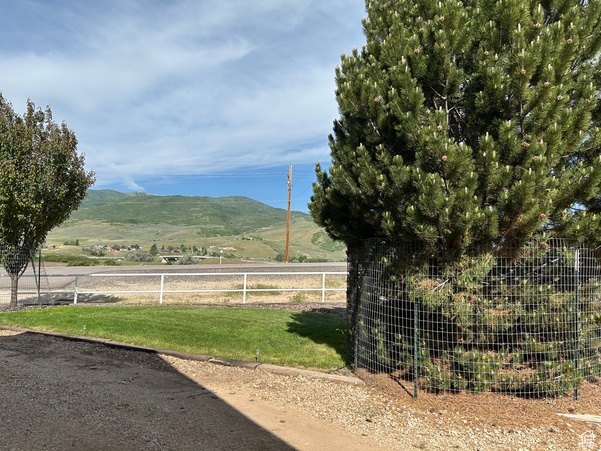 NORTH SUMMIT - Residential