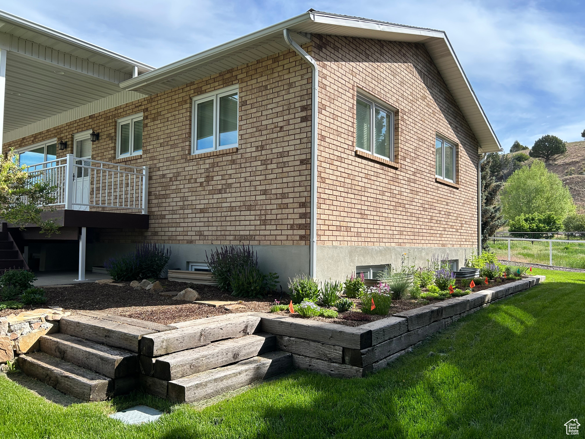 NORTH SUMMIT - Residential