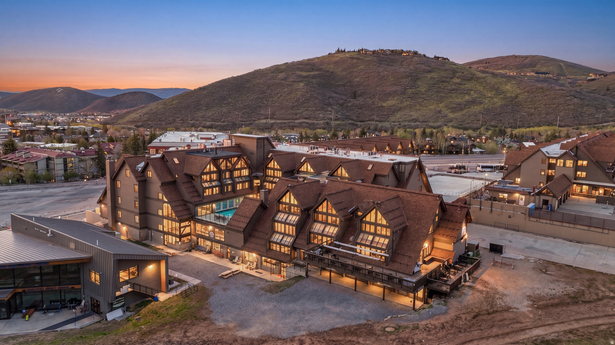 RESORT CENTER - Residential