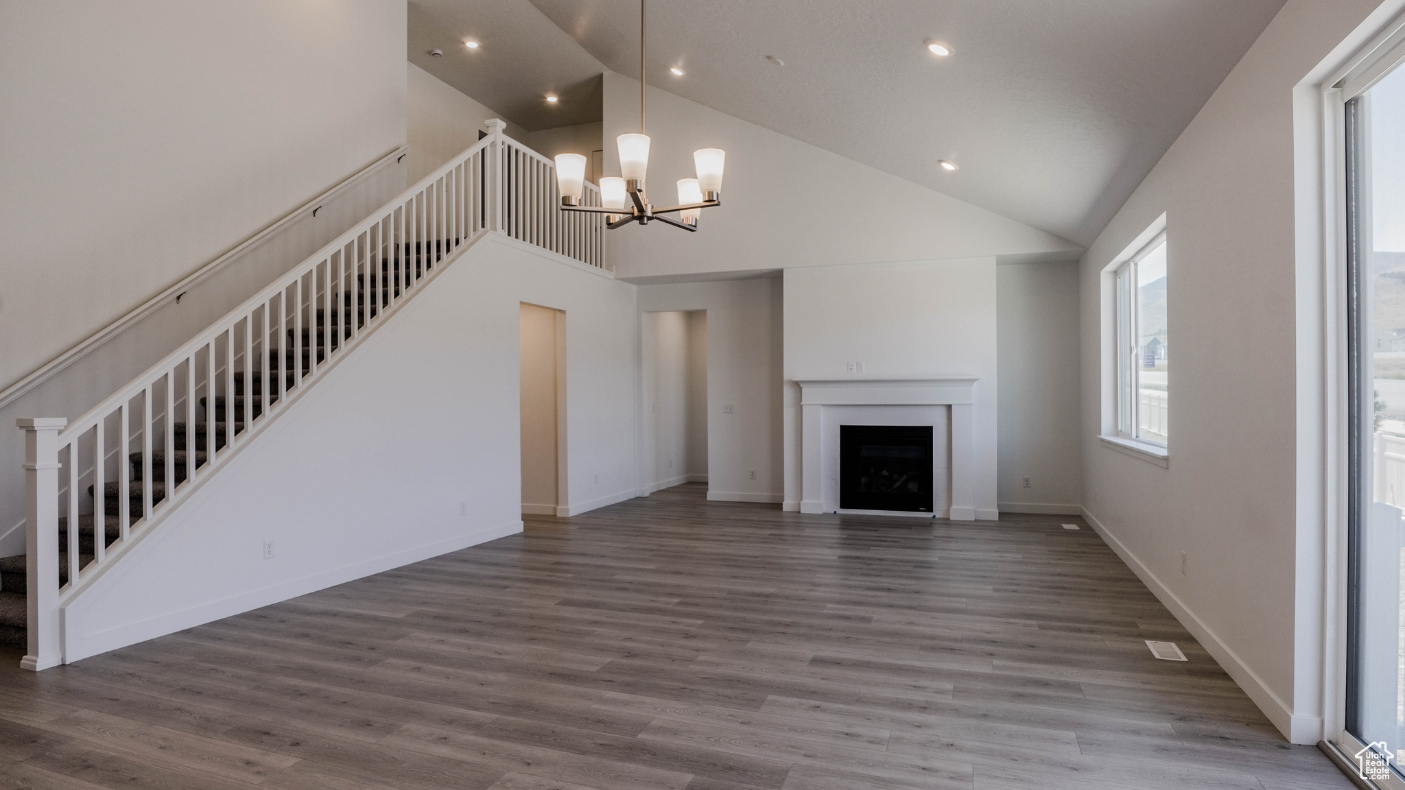 CANTON RIDGE - Residential