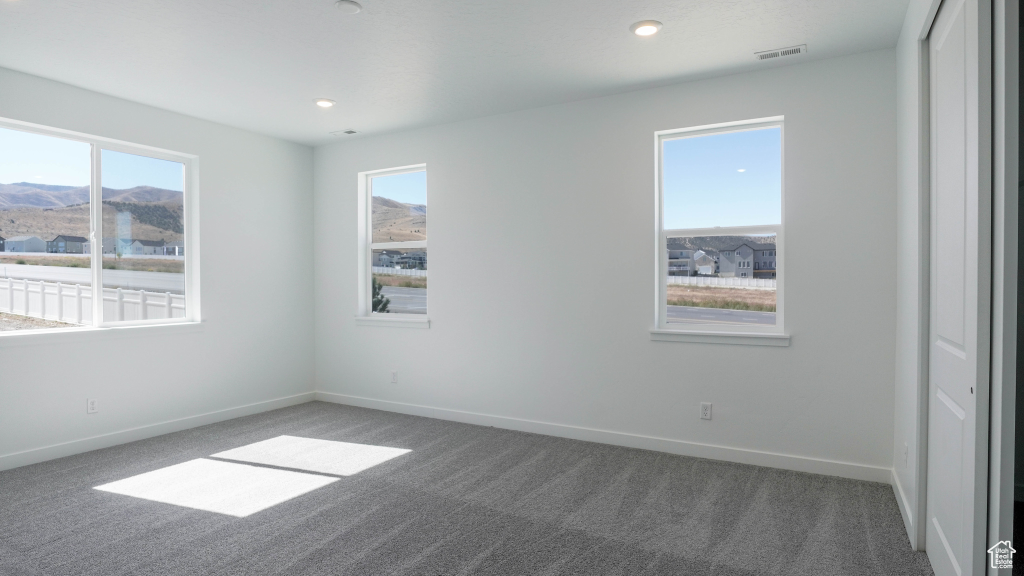 CANTON RIDGE - Residential