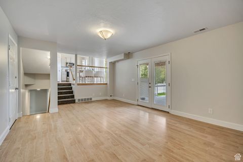 Tiny photo for 1104 W PRIMARVERA WAY, West Jordan, UT 84084 (MLS # 2117761)