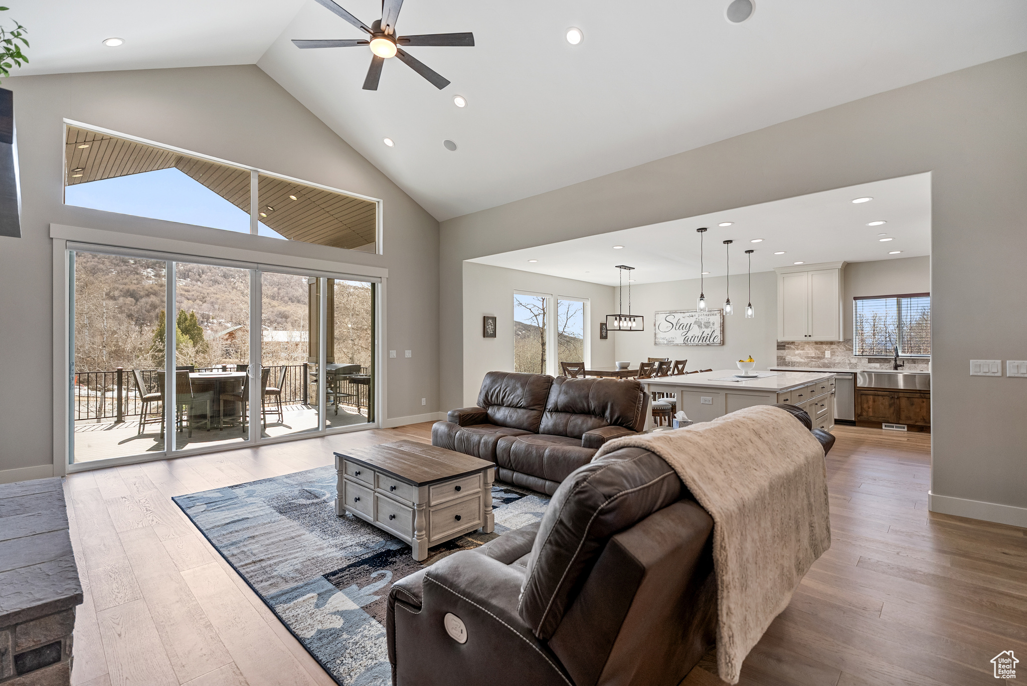 TIMBERLAKES - Residential