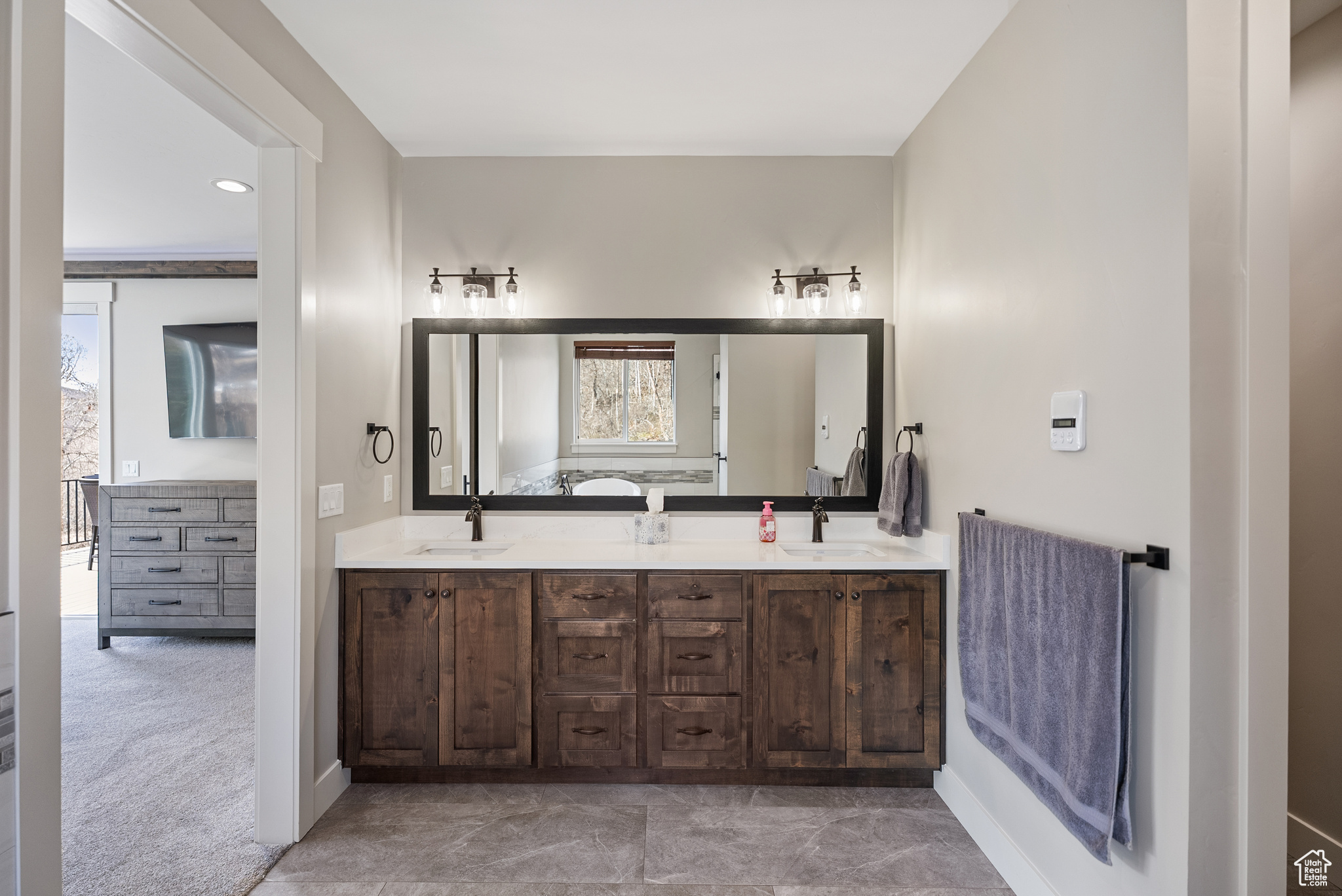 TIMBERLAKES - Residential