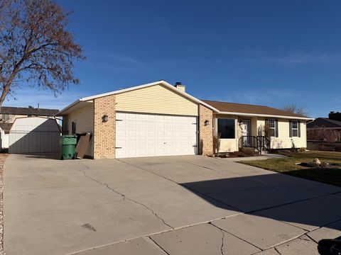 Tiny photo for 2548 W SWASEY DR, Taylorsville, UT 84129 (MLS # 2130597)
