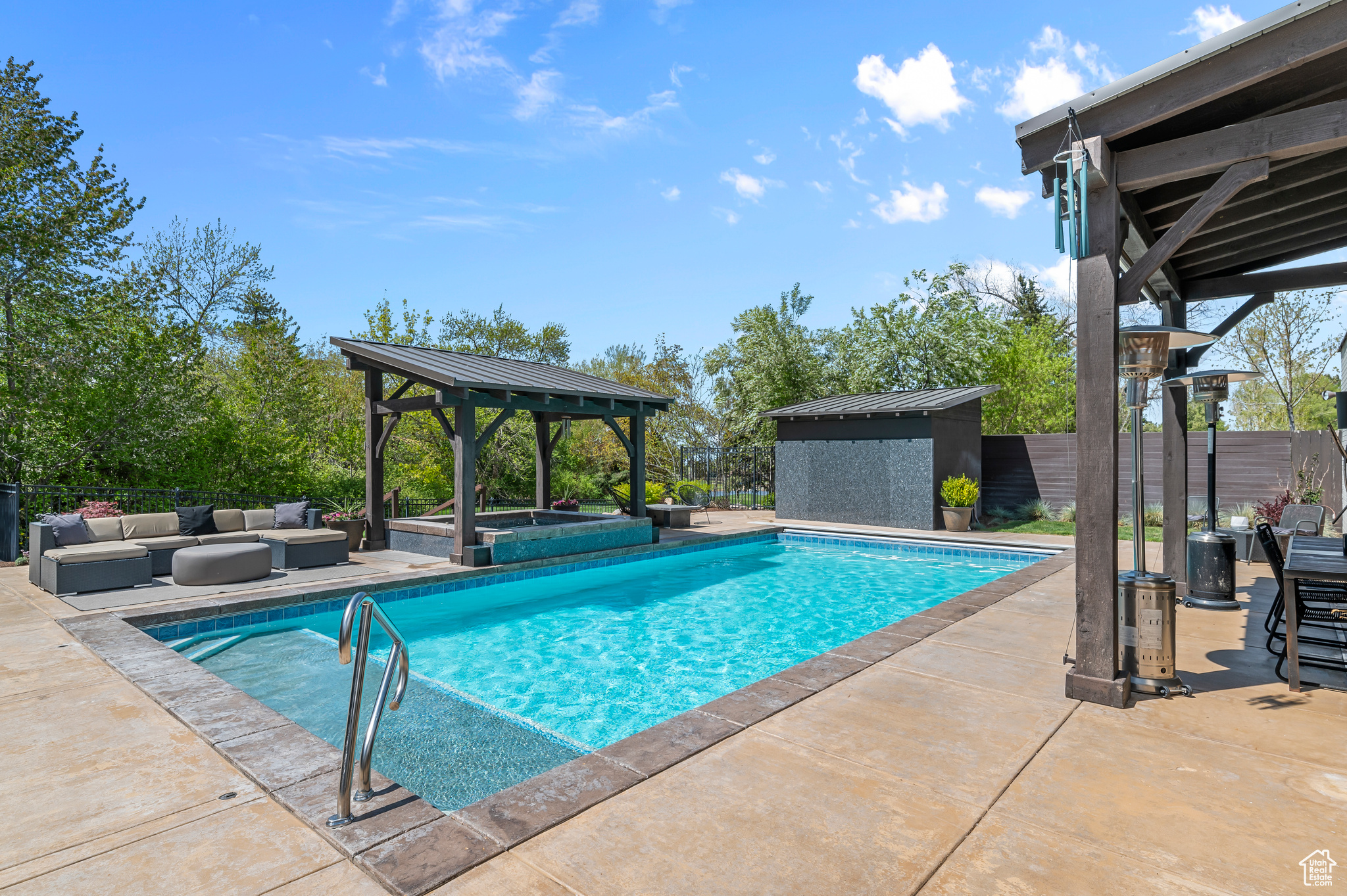8728 S Tracy Dr, Sandy, Utah image 33