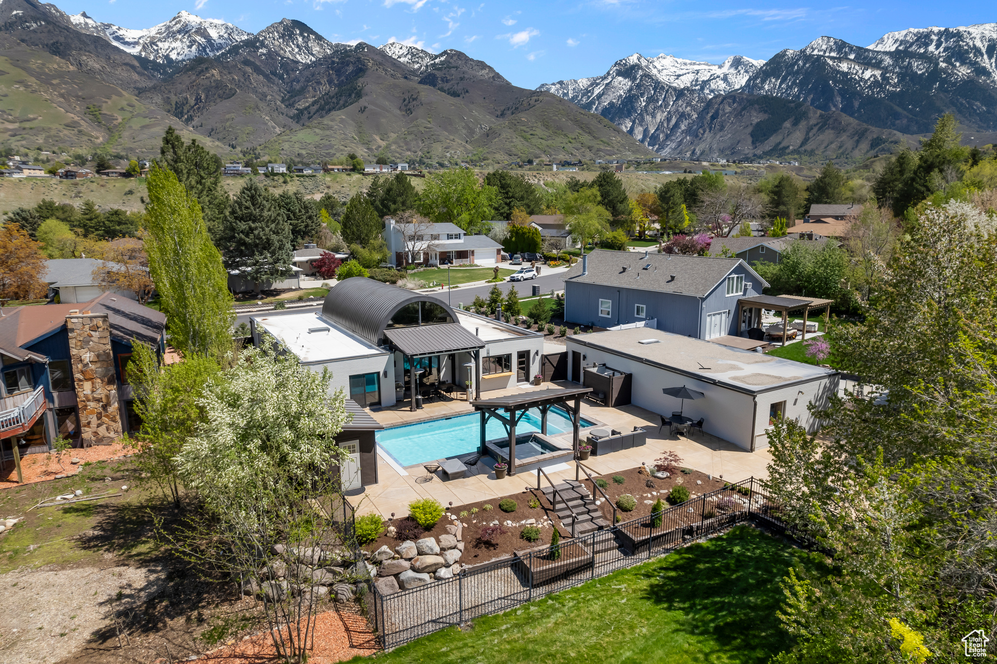 8728 S Tracy Dr, Sandy, Utah image 24