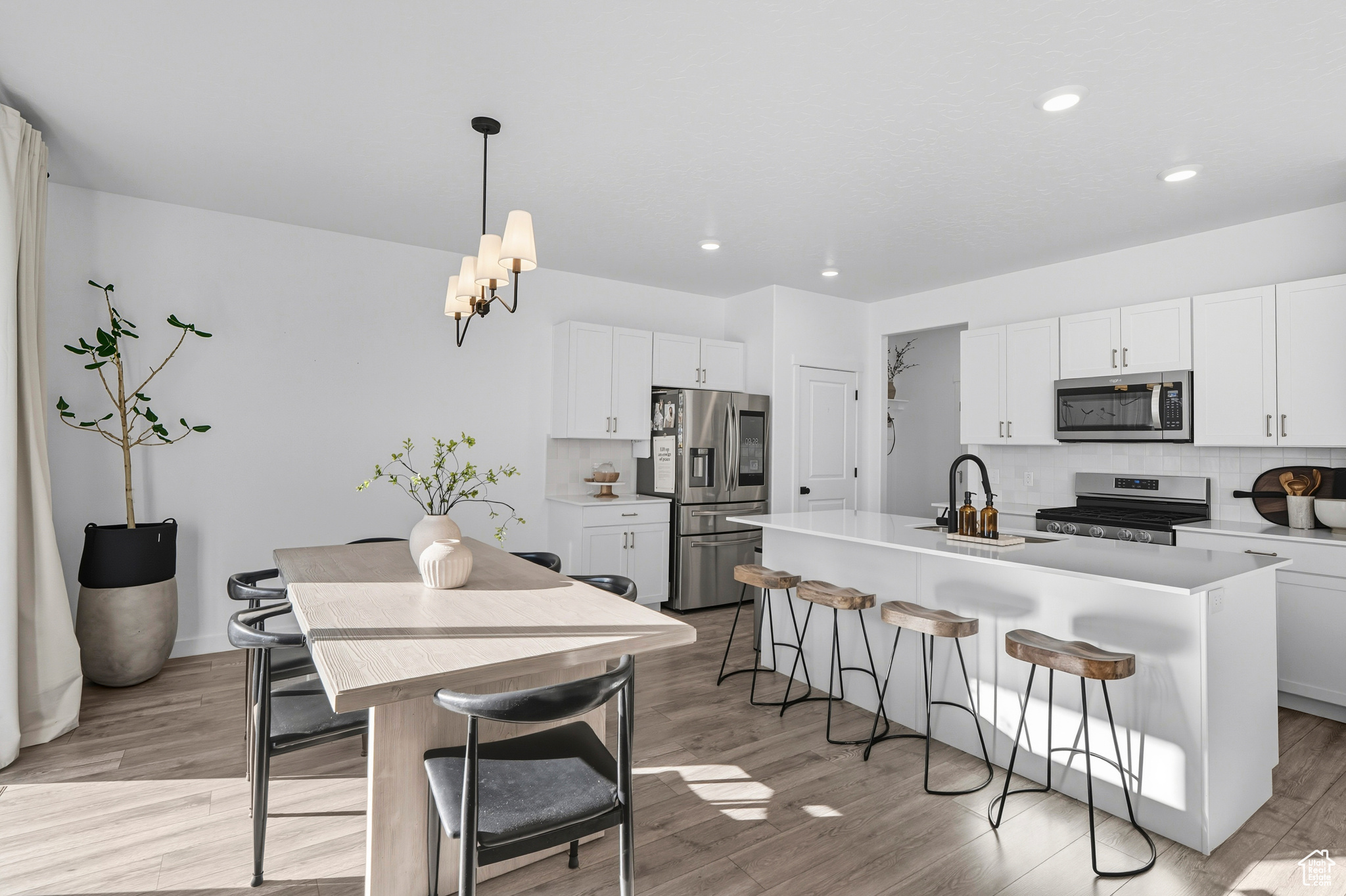 COLD SPRING RANCH - Residential