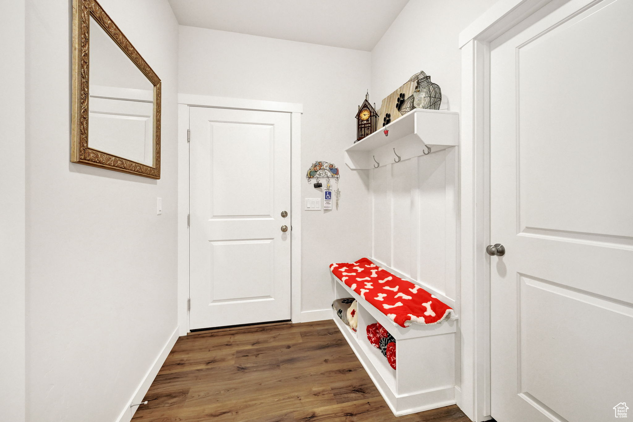 BLUFF VIEW - Residential