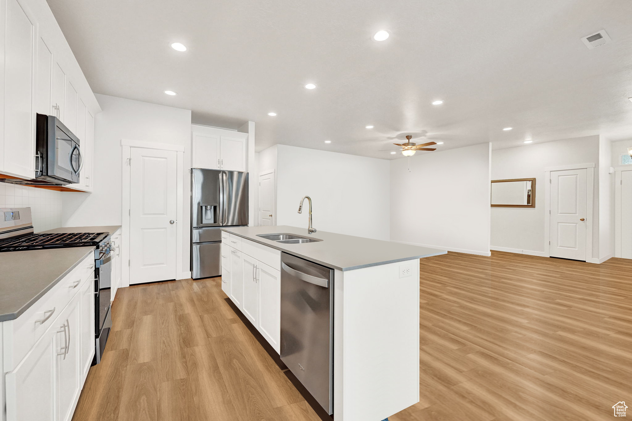 BLUFF VIEW - Residential