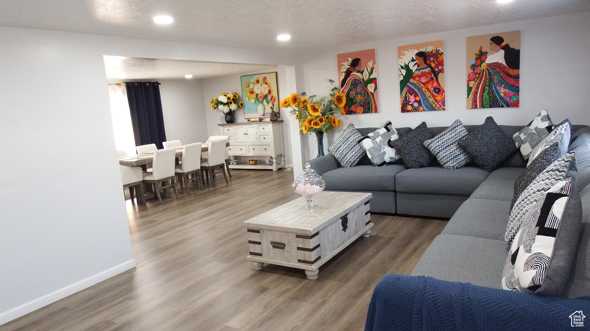 EAST MEADOWS - Residential