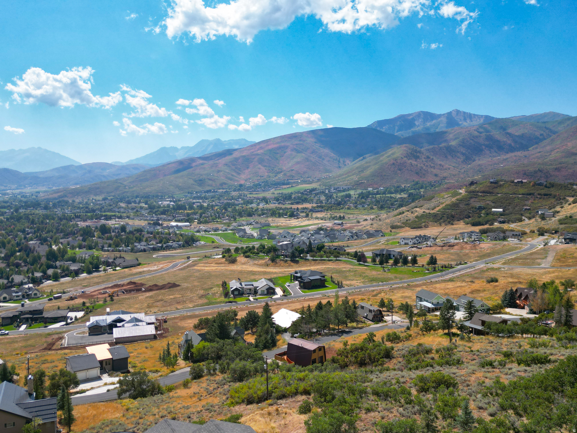 INTERLAKEN - Residential
