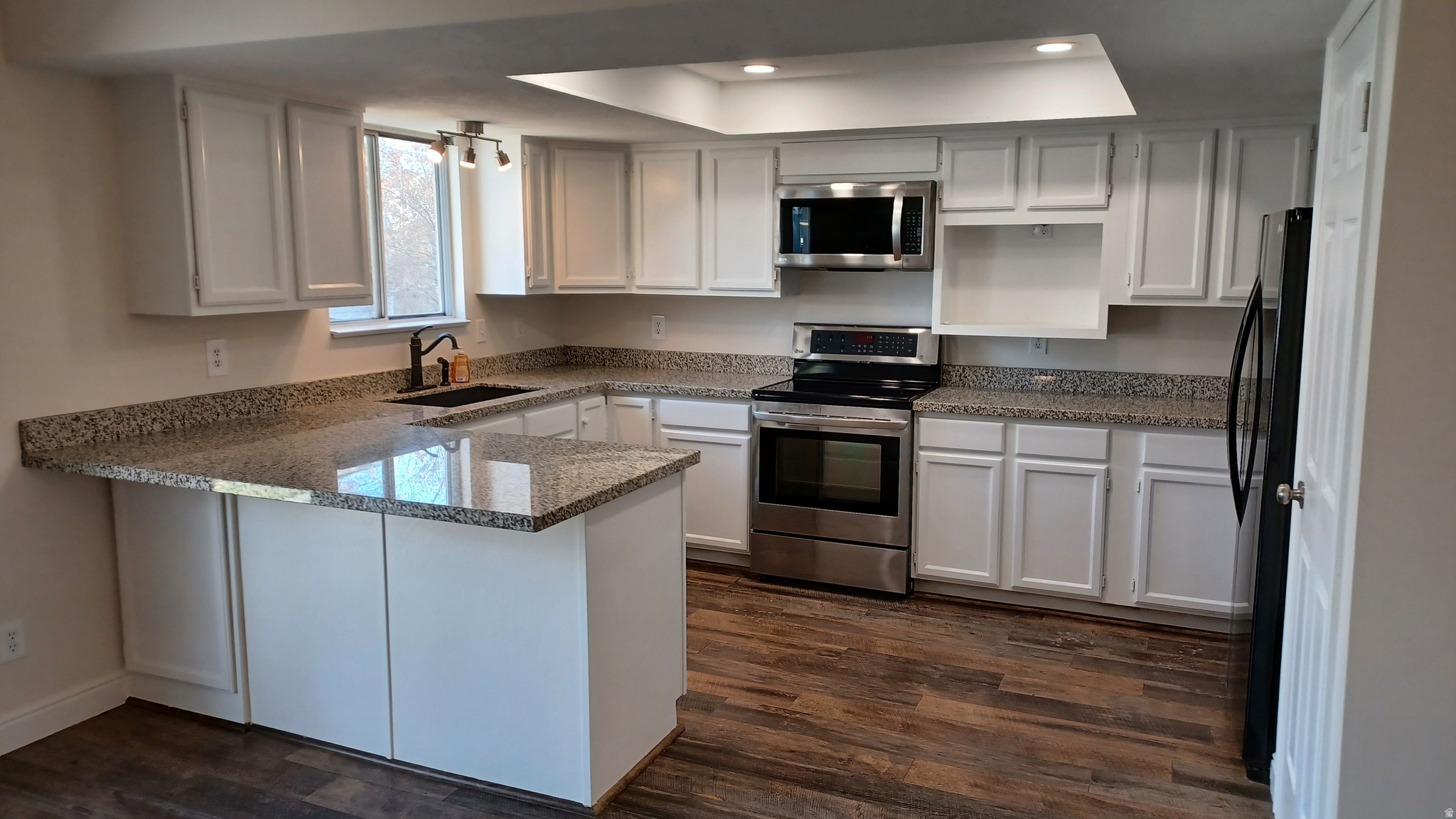 FAIRWAY - Residential