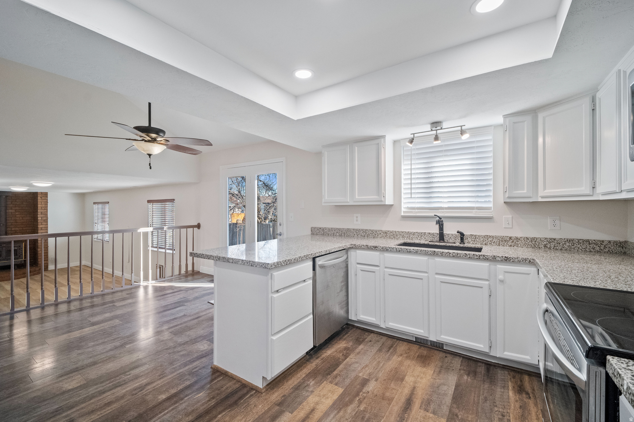 FAIRWAY - Residential