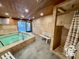 CARRIAGE HOUSE CONDOMINIUMSAS - Residential