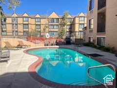CARRIAGE HOUSE CONDOMINIUMSAS - Residential