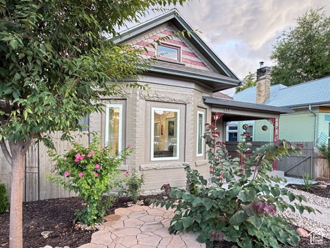 Tiny photo for 868 E 500 S, Salt Lake City, UT 84102 (MLS # 2190007)