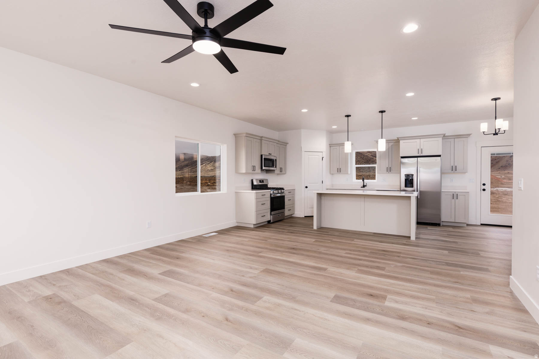 BLACK KNOLL RANCHES PH 1 - Residential