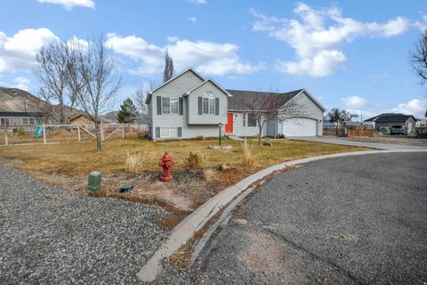 Tiny photo for 272 N 350 E, Elsinore, UT 84724 (MLS # 2130019)